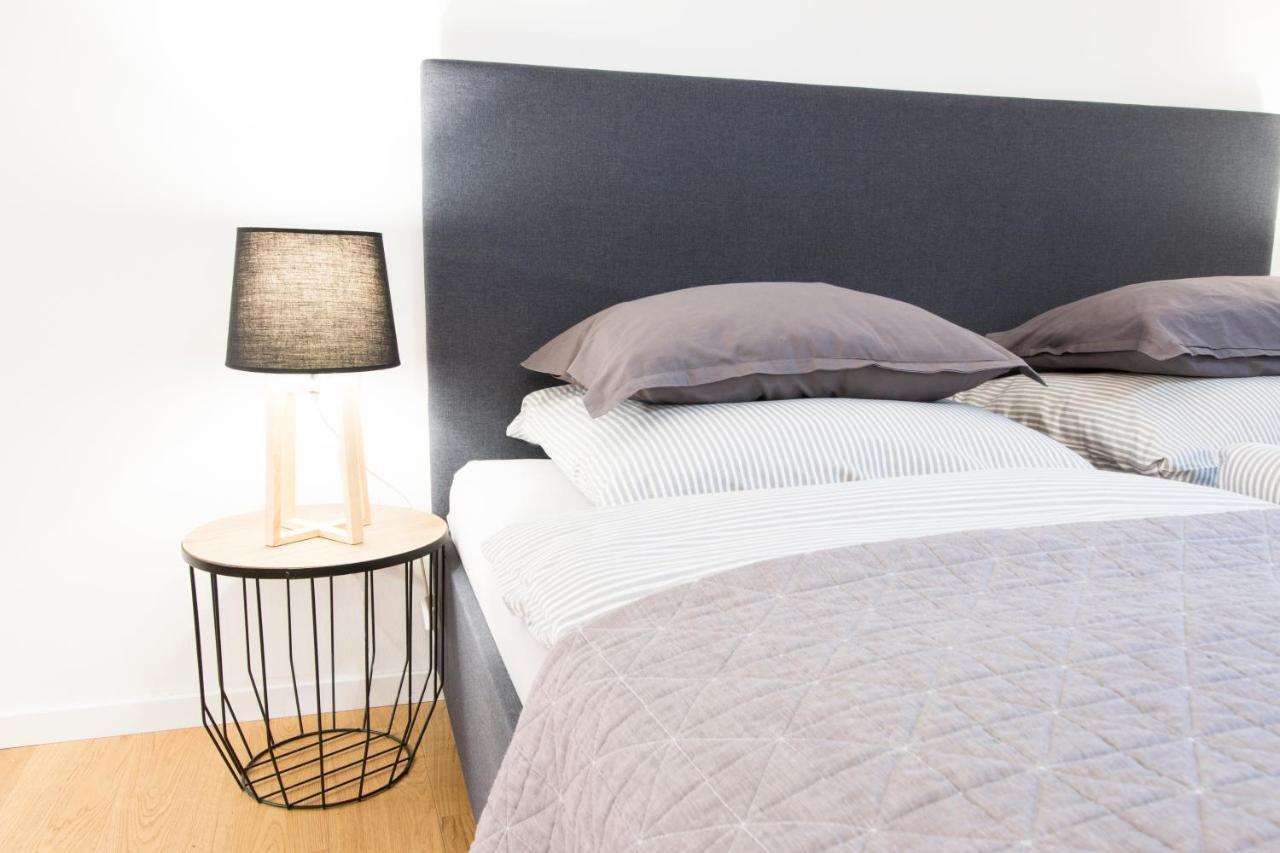 Апартаменты U Zlate Hvezdy Apartman Rizal Литомержице Экстерьер фото